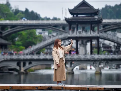 Mọi lời hứa 'bao đậu visa' đều là lừa đảo