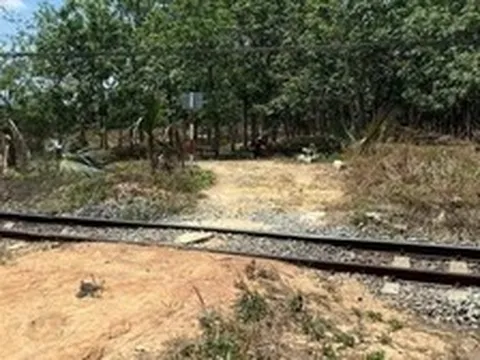 Tìm nhân thân người phụ nữ tử vong trên đường sắt Bắc - Nam