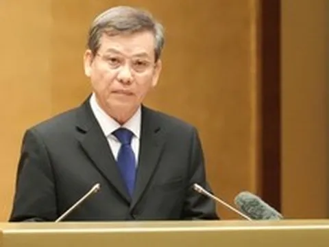 Kịp thời thay thế, cho từ chức cán bộ yếu kém năng lực, uy tín thấp, nhũng nhiễu