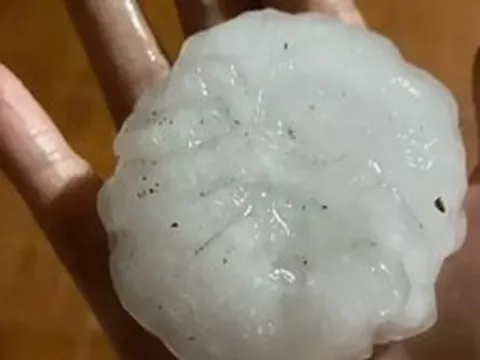 Dấu hiệu nhận biết mưa đá