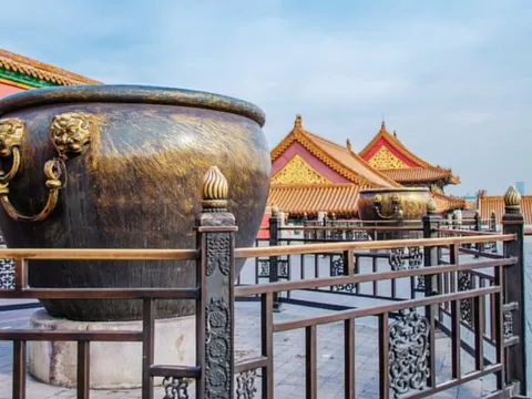 Bí mật 231 chum nước được đặt khắp nơi trong Tử Cấm Thành