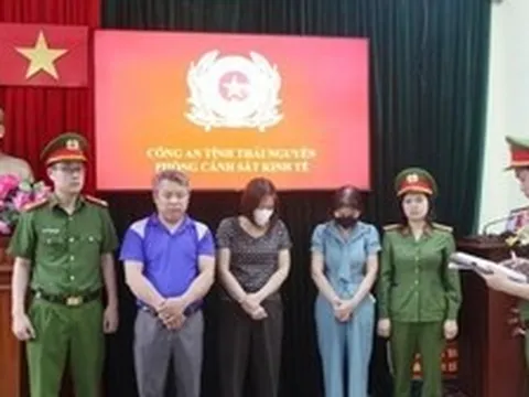 'Hoa hồng’ len vào bữa ăn học đường: Hồi chuông từ vụ hiệu trưởng bị khởi tố