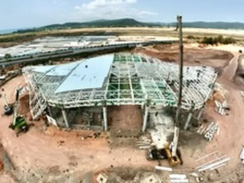 Cận cảnh công trường dự án mở rộng sân bay Phú Quốc phục vụ APEC 2027