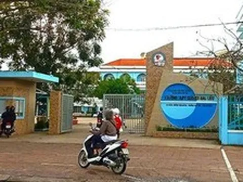 Kiểm điểm 5 nguyên lãnh đạo Sở GD-ĐT liên quan đơn tố cáo của giáo viên