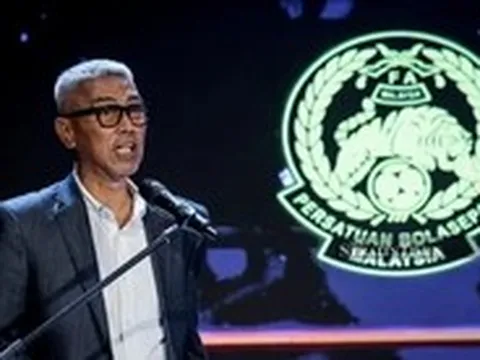 Bóng đá Malaysia lại “dậy sóng”: Nguy cơ bị FIFA điều tra vì bê bối mới