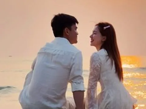 Hòa Minzy bất ngờ khoe khoảnh khắc ngọt ngào bên Đại úy Thăng Văn Cương