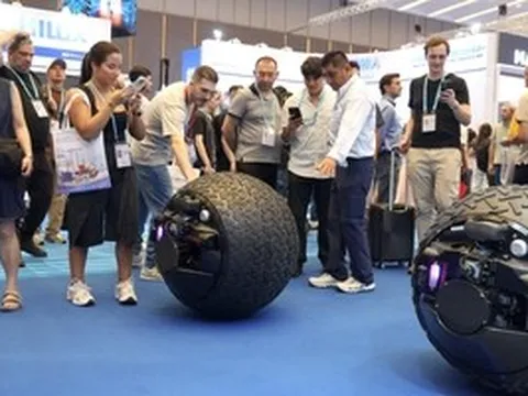 Robot - động lực xuất khẩu mới của Trung Quốc