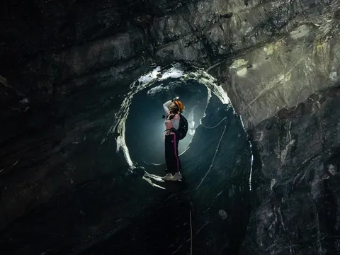 Lần đầu khám phá hang Sơn Đoòng bằng kính thực tế ảo