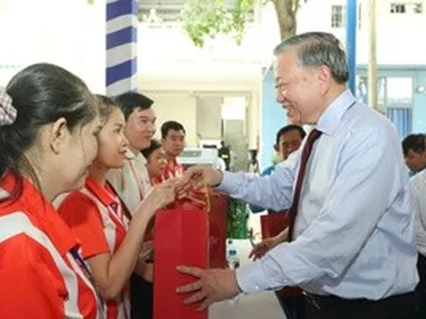 Những chỉ đạo đáng chú ý của Tổng Bí thư, Chủ tịch nước Tô Lâm về đời sống công nhân TPHCM