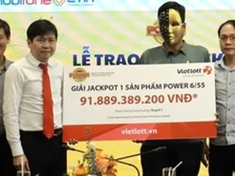 Đang chuẩn bị bữa tối, doanh nhân nhận tin trúng độc đắc 92 tỷ đồng