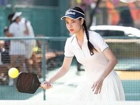 Siêu mẫu Kỳ Hân với giải Pickleball vì học sinh nghèo hiếu học