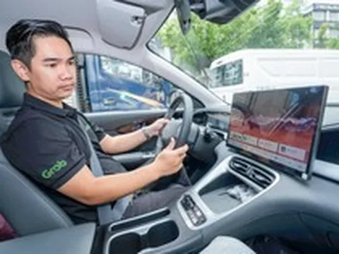 Grab bắt tay Tasco Auto