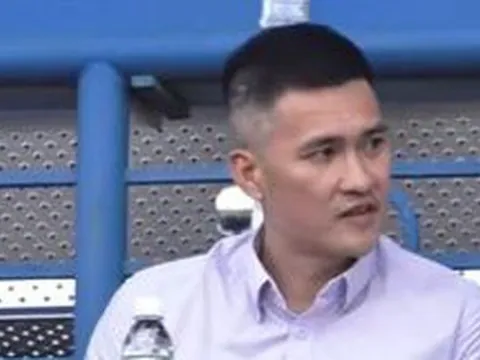 Công Vinh có động thái gây chú ý