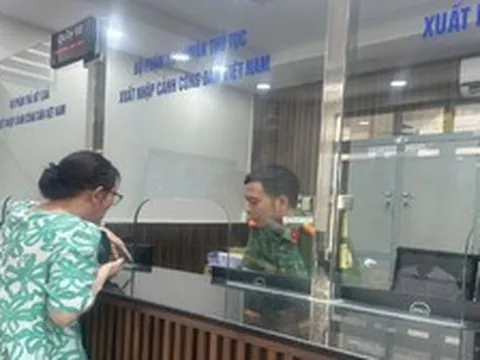 Người dân bắt buộc phải thực hiện điều này trước khi nộp hồ sơ cấp lại hộ chiếu