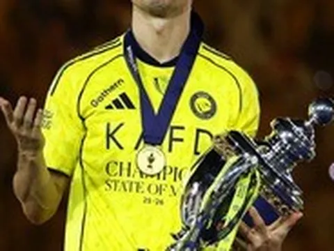 Ronaldo được thưởng nóng bao nhiêu sau chức vô địch nghẹt thở của Al Nassr?