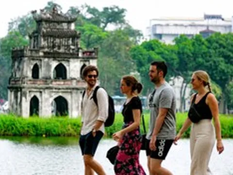 Hà Nội đưa doanh nghiệp ngoại “mục sở thị” để chốt dòng khách chất lượng cao