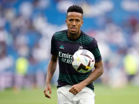 Militao và Vinicius đối mặt scandal gái gọi