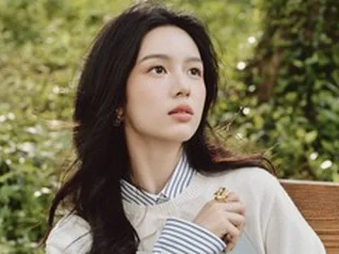 Cặp đôi mới của showbiz khiến nhiều người "bỏng mắt" với clip hẹn hò