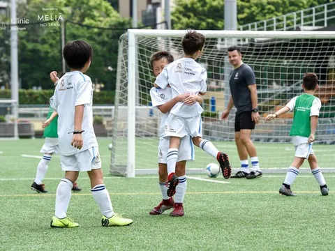 Play the Real Way: Meliá Hồ Tràm hợp tác chính thức cùng Real Madrid Foundation mang đến buổi huấn luyện bóng đá dành cho các bé dịp hè này