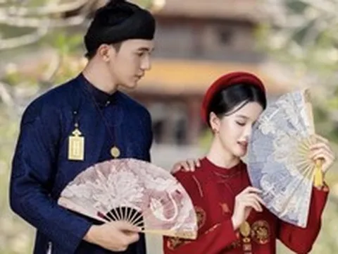 Màn né tránh nhau vô cùng ngượng ngùng của cặp đôi từng có mối tình đẹp như mơ