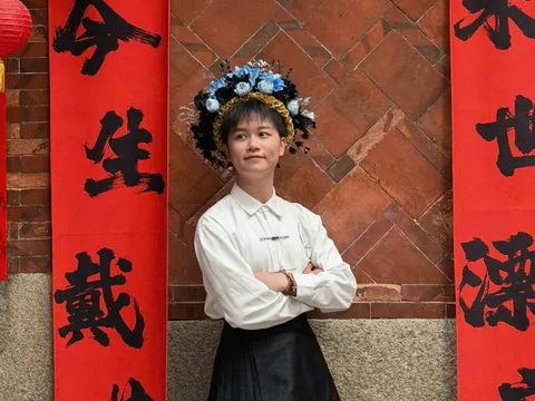 Tôi đến ngôi làng đổi đời nhờ trào lưu 'kiếp này cài hoa lên tóc'