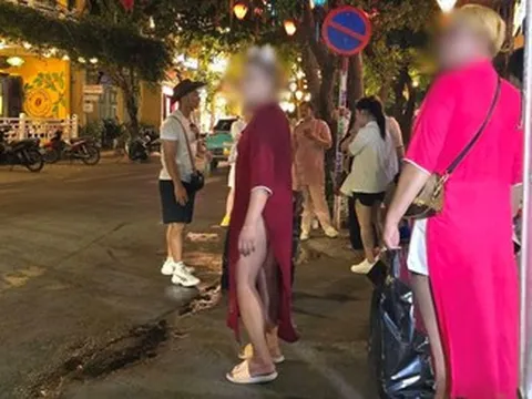 Xác minh vụ du khách nước ngoài mặc áo dài phối bikini gây bức xúc ở Hội An