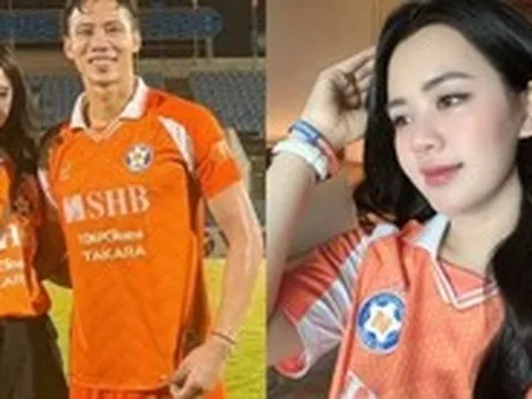 Cam thường bóc nhan sắc hoa khôi ĐH Vinh đi cổ vũ Quế Ngọc Hải vòng cuối V.League 2025/26