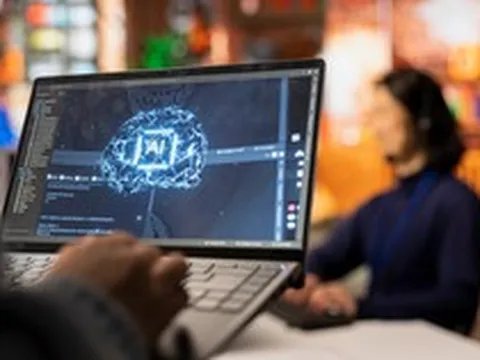 AI Tác nhân: Khi AI không chỉ trả lời, mà bắt đầu tự làm việc thay con người