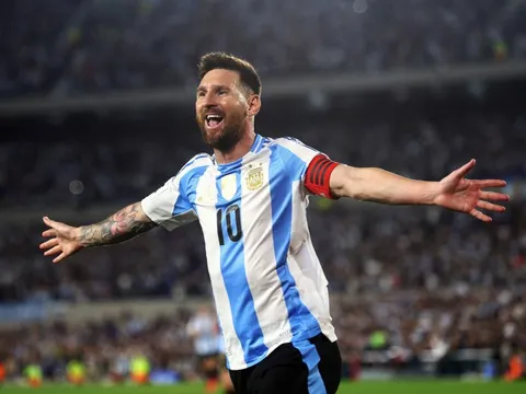 Messi trình làng 'vũ khí' mới tại World Cup