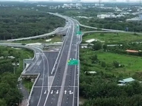 Đề nghị xem lại phương án đầu tư cao tốc 30.000 tỷ đi qua 4 tỉnh miền Tây