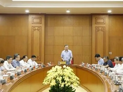 Xây dựng công tác tư tưởng của Đảng hiện đại, chuyên nghiệp
