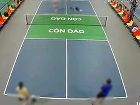 Người đàn ông đột tử bất thường khi đang chơi pickleball
