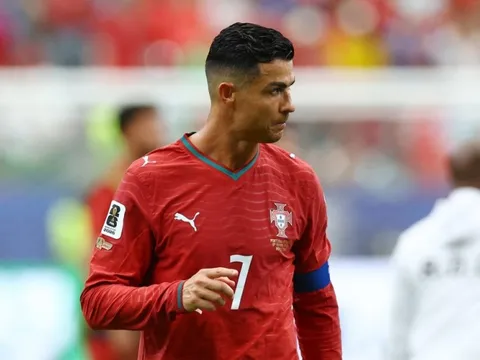 Người hâm mộ Bồ Đào Nha đã mất kiên nhẫn với Ronaldo?