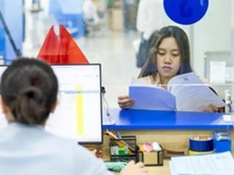 Từ câu chuyện về thủ tục hành chính: Vì sao tiếng nói thật của người dân cần một “vùng an toàn”?