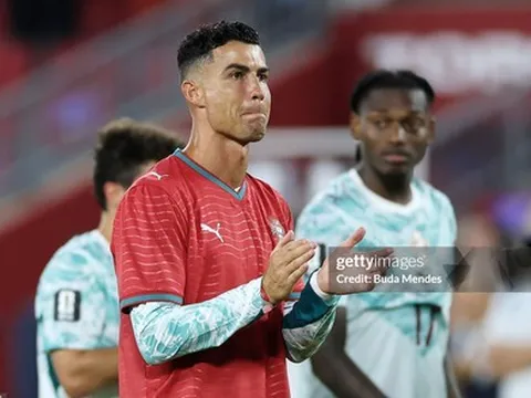 Nghẹt thở gần 120 phút trước Croatia, cuối cùng Ronaldo vẫn phải khóc!