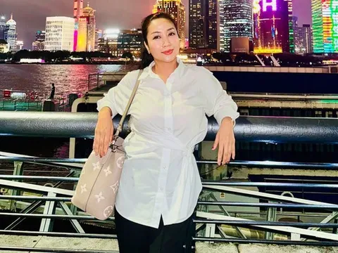 Hành trình đặc biệt trước khi sang Úc của nghệ sĩ Ốc Thanh Vân