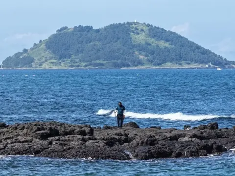 Du khách tiếp tục rời đảo Jeju