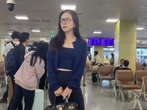 Madam Pang đến Hà Nội, ra sân cổ vũ Thái Lan ngược dòng trước tuyển Việt Nam