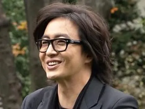 Sốc với hình ảnh hiện tại của Bae Yong Joon