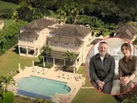 Dịnh thự nhà Rooney cho thuê với giá 800 triệu đồng 1 tuần